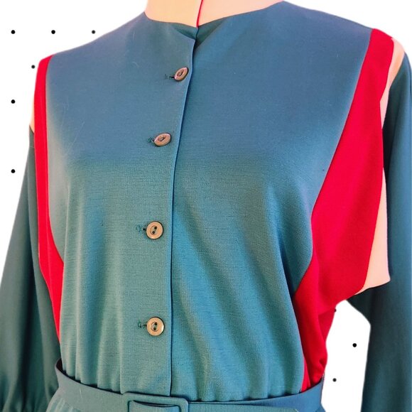 Vintage Teal button up dress with matching belt - Picture 6 of 8